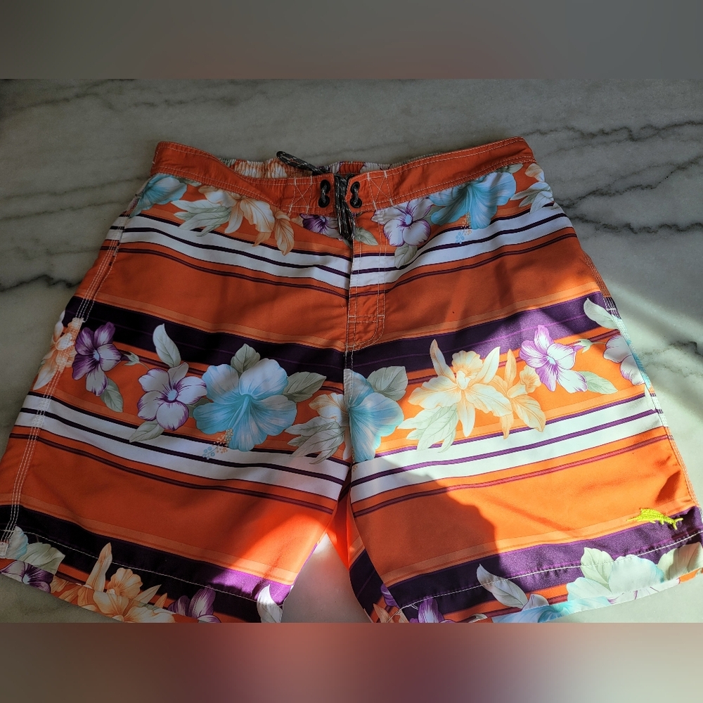Tommy Bahama Board Shorts Size L